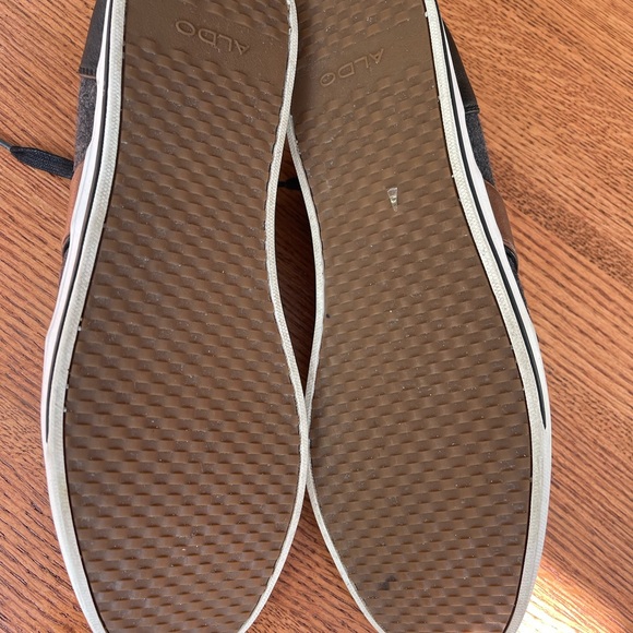 Mens Aldo shoes, worn once. US 10.5 - Picture 7 of 7
